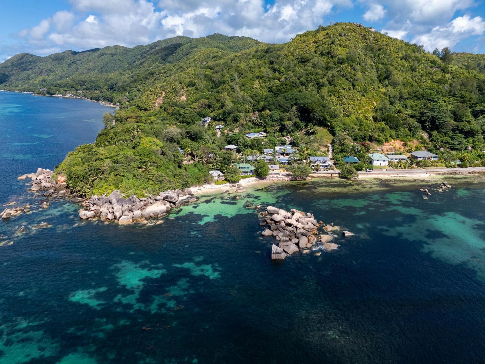 Nid'Aigle Lodge Baie Sainte Anne Екстериор снимка
