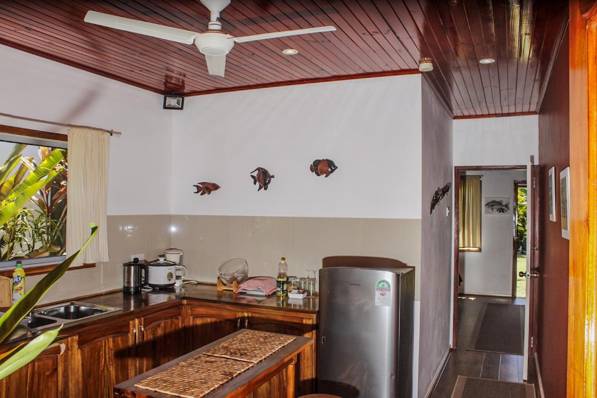 Nid'Aigle Lodge Baie Sainte Anne Екстериор снимка