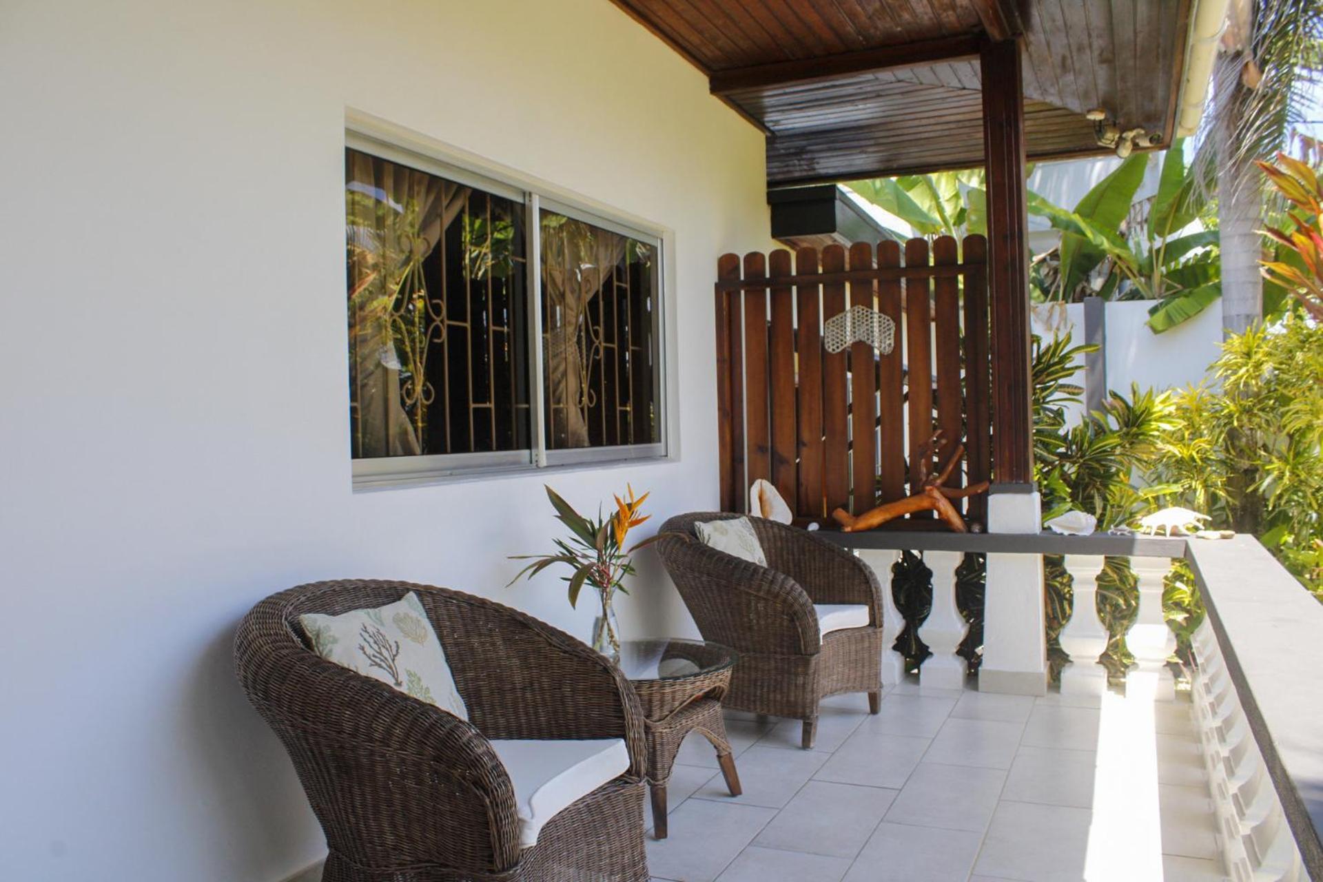 Nid'Aigle Lodge Baie Sainte Anne Екстериор снимка