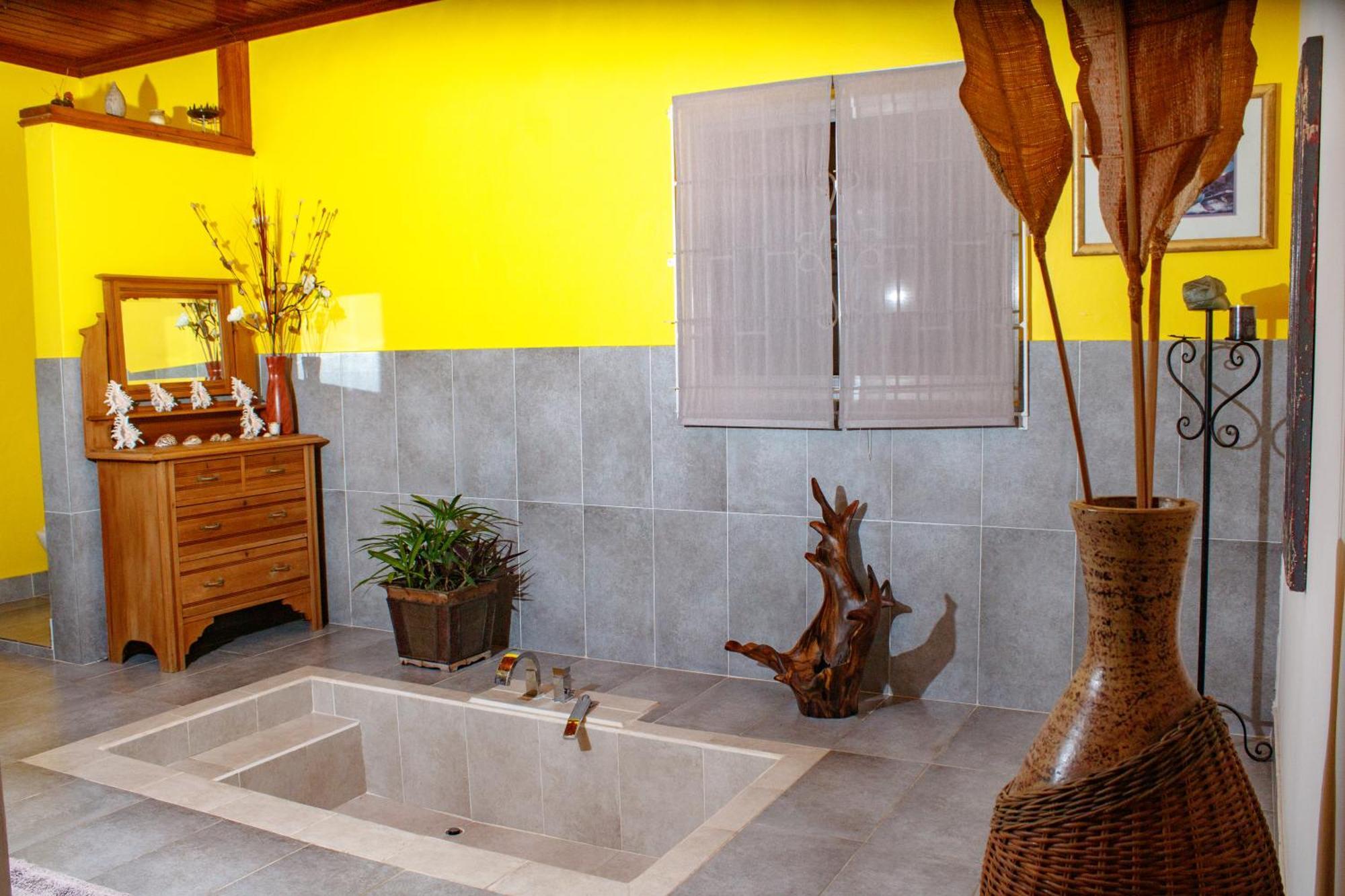 Nid'Aigle Lodge Baie Sainte Anne Екстериор снимка