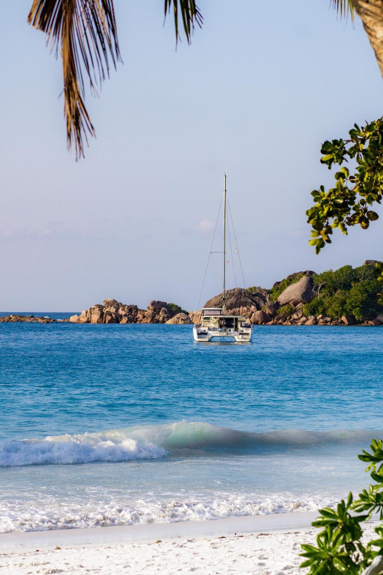 Nid'Aigle Lodge Baie Sainte Anne Екстериор снимка
