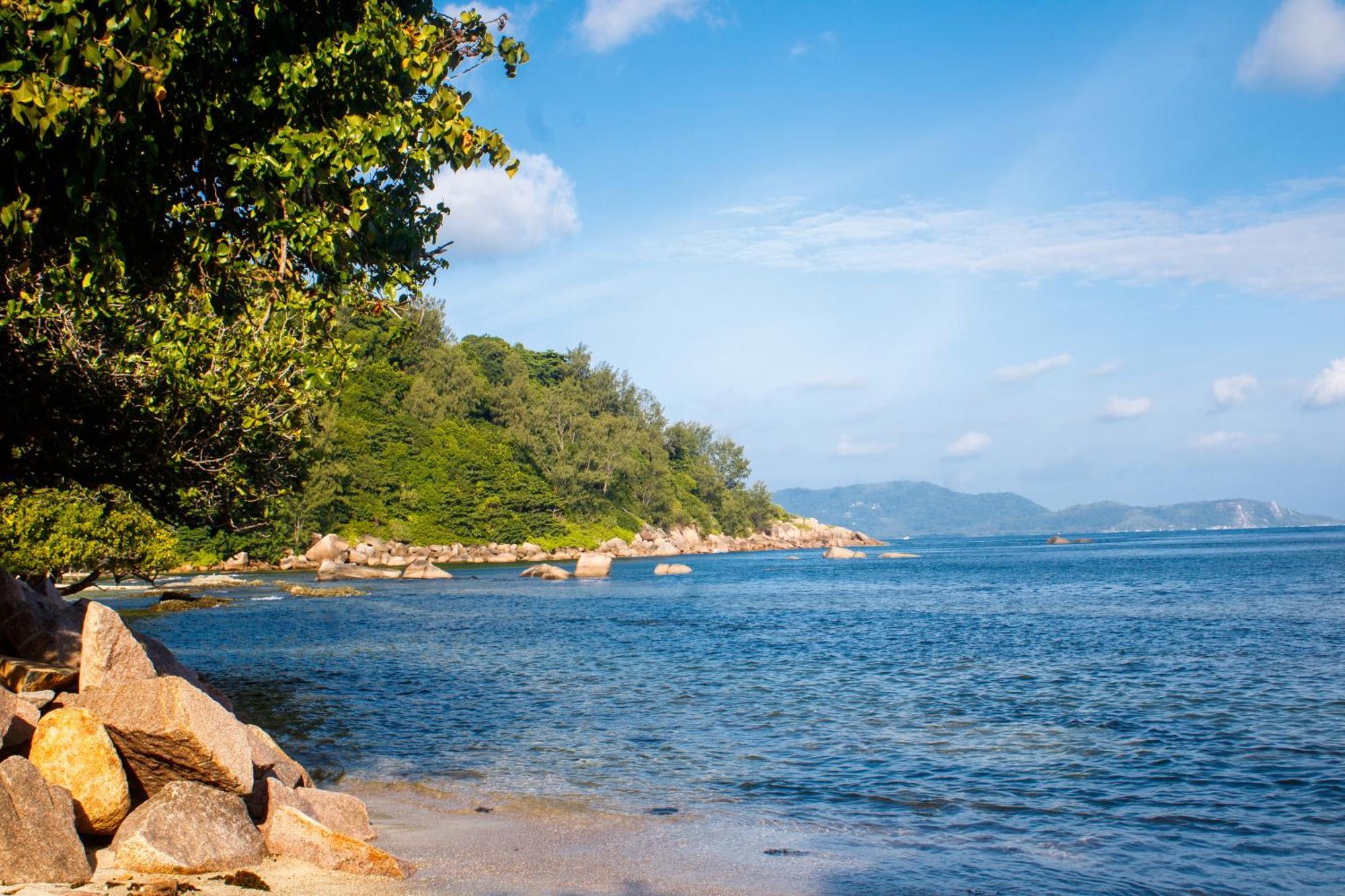 Nid'Aigle Lodge Baie Sainte Anne Екстериор снимка