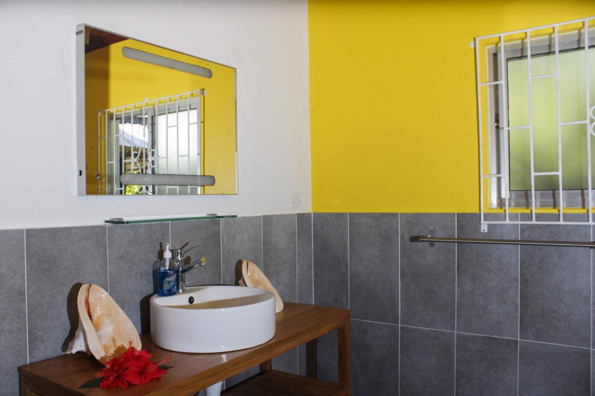 Nid'Aigle Lodge Baie Sainte Anne Екстериор снимка