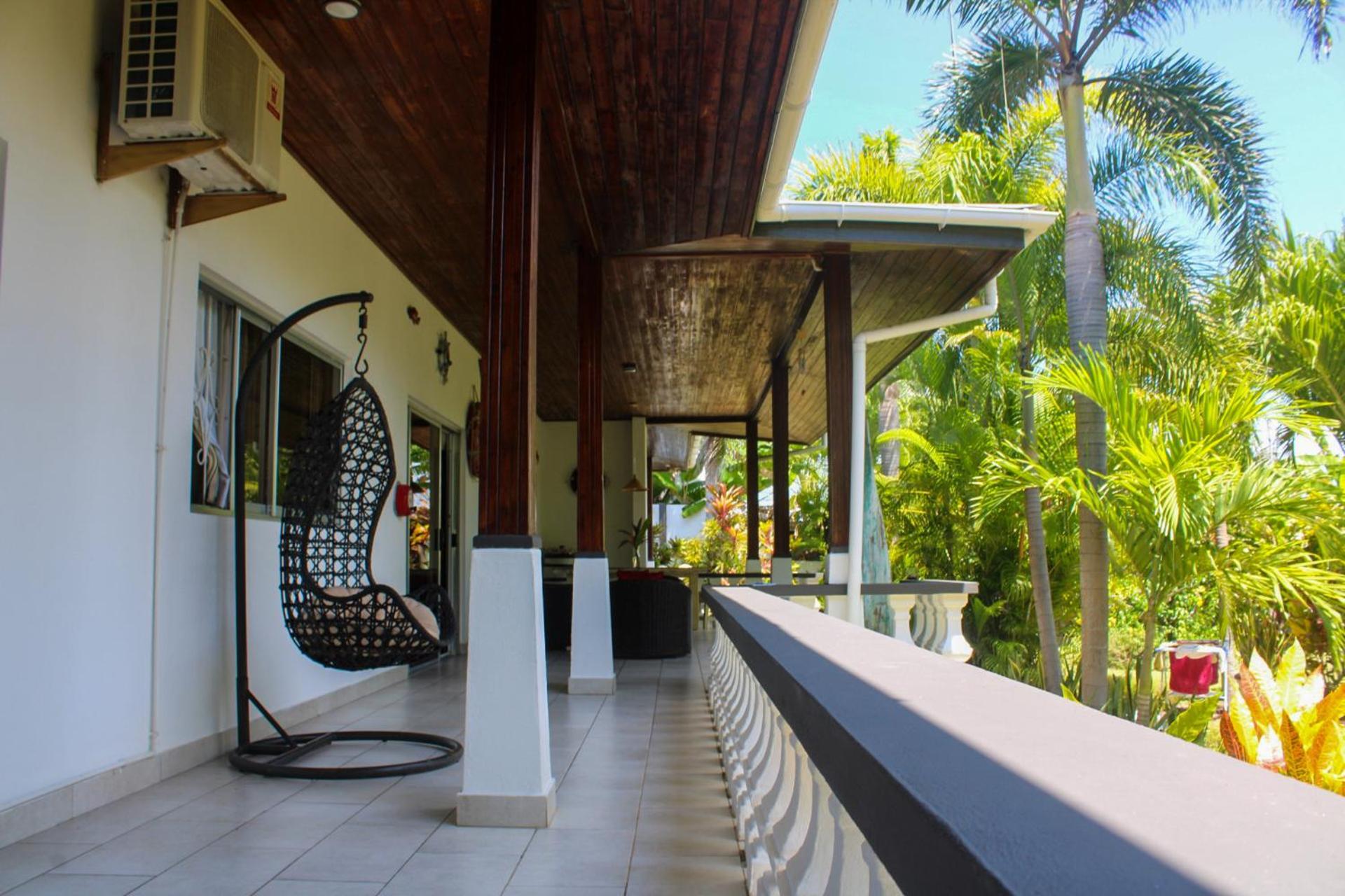 Nid'Aigle Lodge Baie Sainte Anne Екстериор снимка