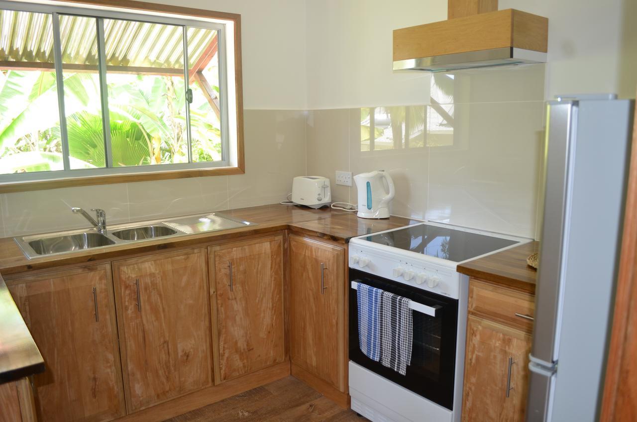Nid'Aigle Lodge Baie Sainte Anne Екстериор снимка