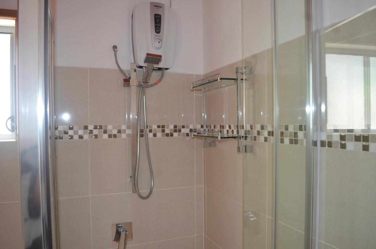 Nid'Aigle Lodge Baie Sainte Anne Екстериор снимка
