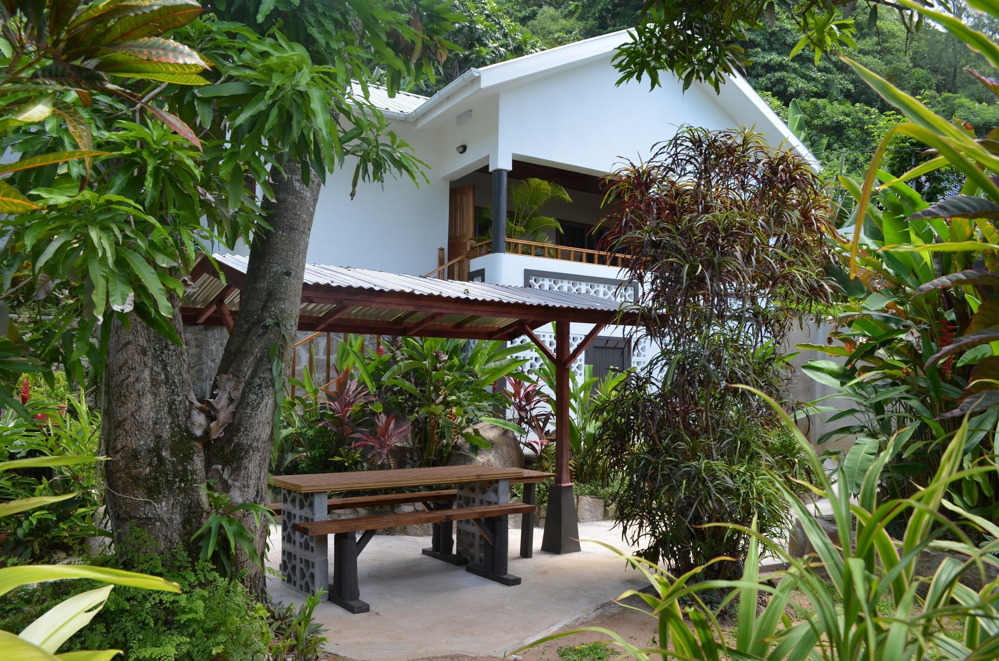 Nid'Aigle Lodge Baie Sainte Anne Екстериор снимка